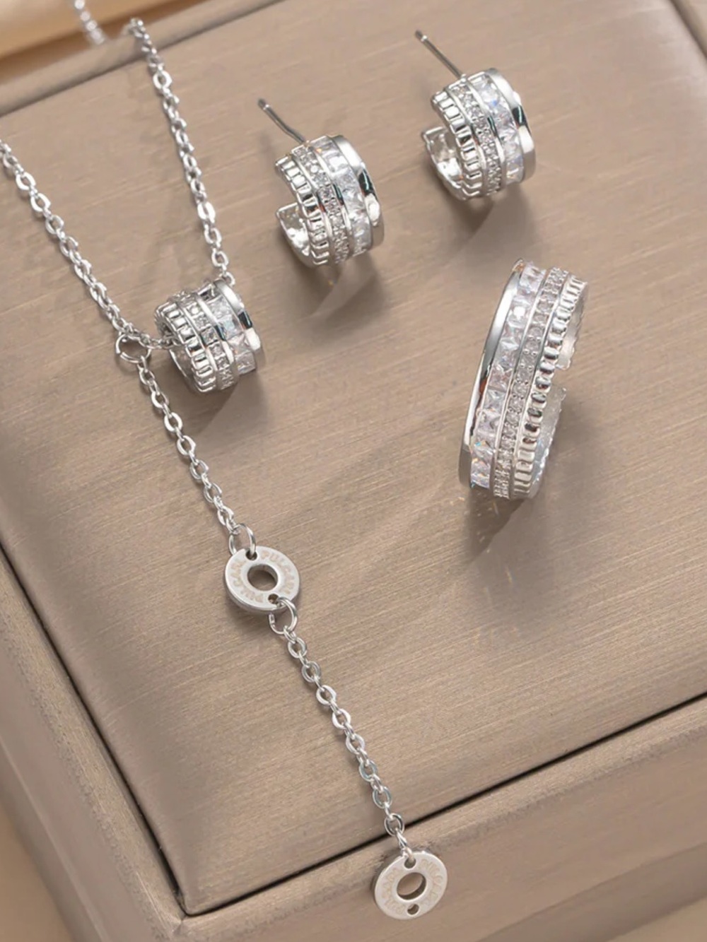 18K White Gold Plated Jewelry Set - NWOT